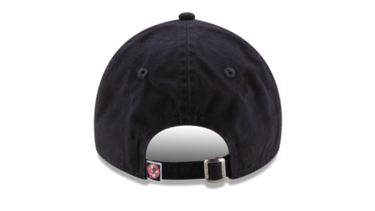 Men's New York Yankees New Era Core Classic 9TWENTY Adjustable Hat side view