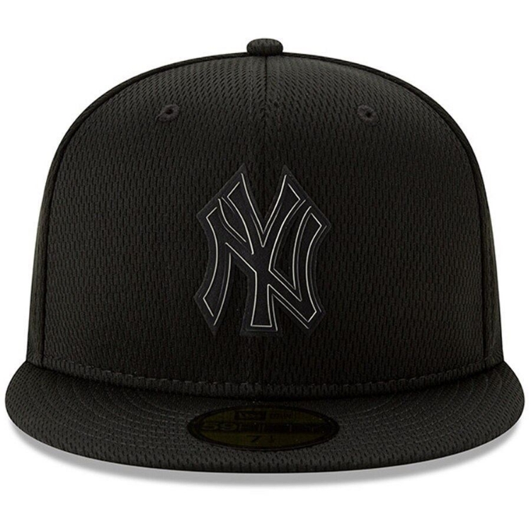 New York Yankees New Era Clubhouse Collection 59FIFTY Fitted Hat - Black side view
