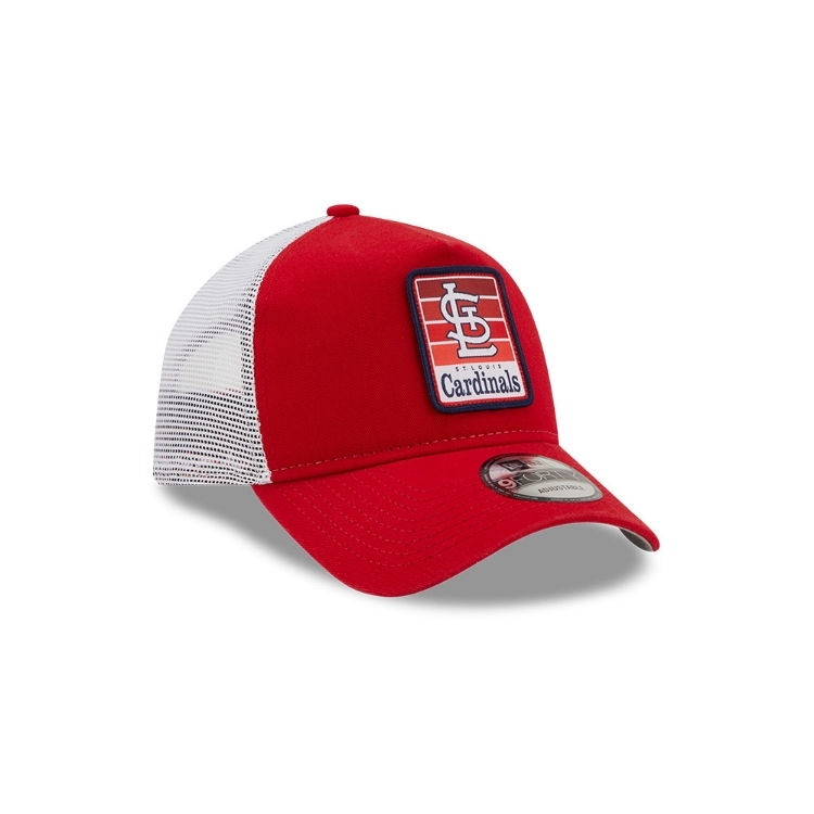 St. Louis Cardinal 940 Gradient Adjustable Hat by New Era side view