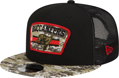 Men's Tampa Bay Buccaneers New Era Black/Camo 2021 Salute To Service 9Fifty Snapback front view