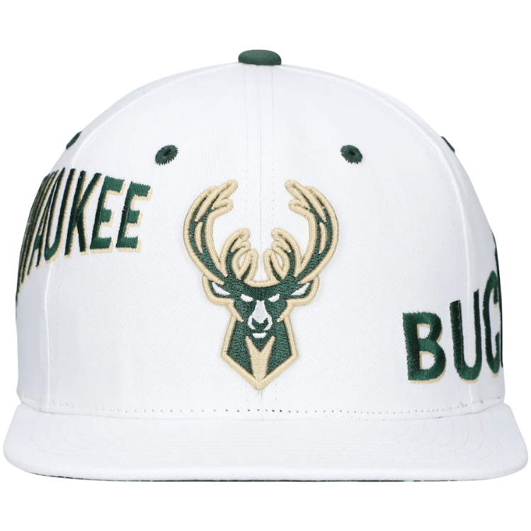 Milwaukee Bucks Mitchell & Ness Reppin Retro Snapback Hat - White side view