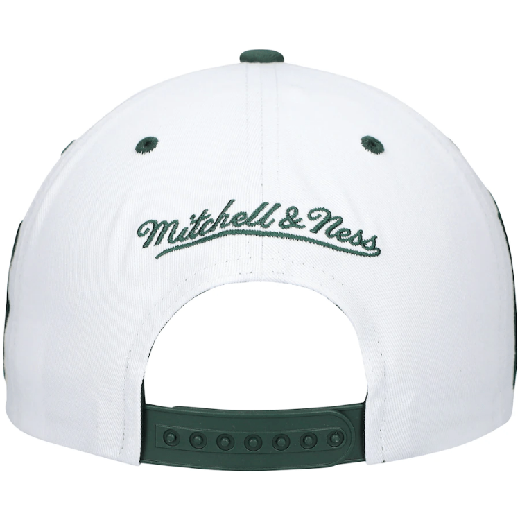 Milwaukee Bucks Mitchell & Ness Reppin Retro Snapback Hat - White detail view