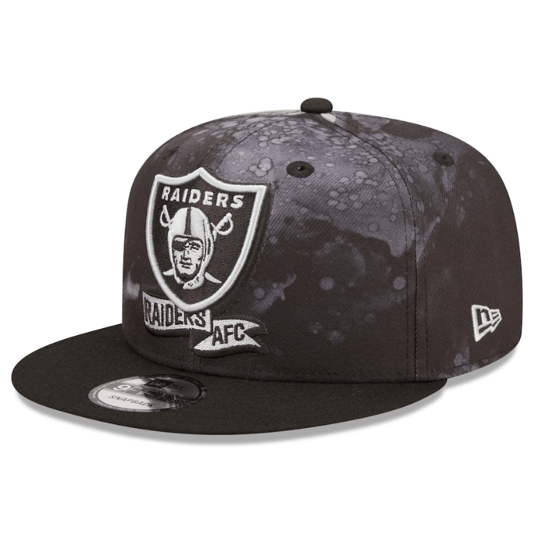 Men's Las Vegas Raiders New Era Black Ink Dye 2022 Sideline 9FIFTY Snapback Hat back view