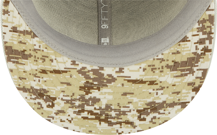 Men's Las Vegas Raiders New Era Black/Gray 2022 Salute To Service 9FIFTY Snapback Hat image 7