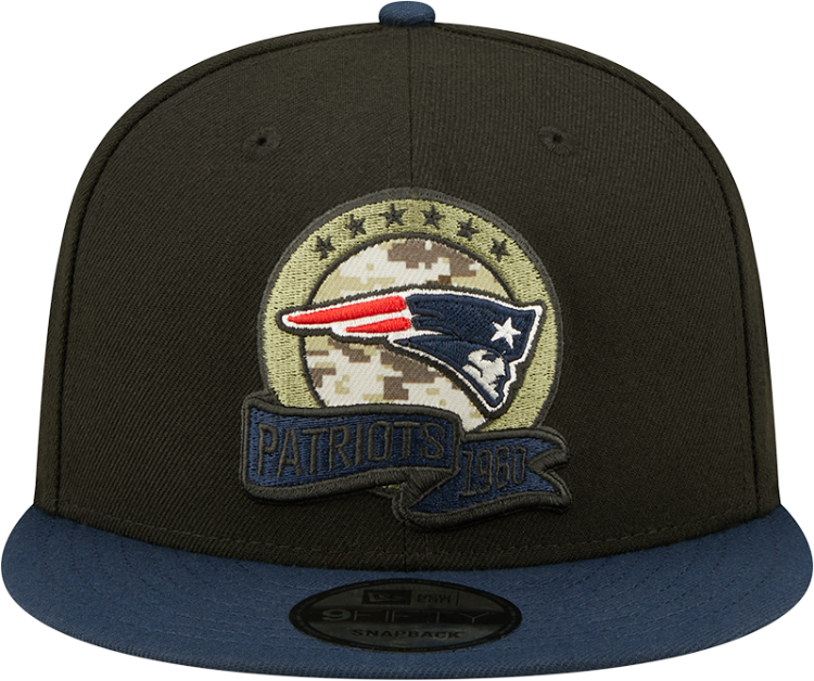 Men's New England Patriots New Era Black/Navy 2022 Salute To Service 9FIFTY Snapback Hat back view