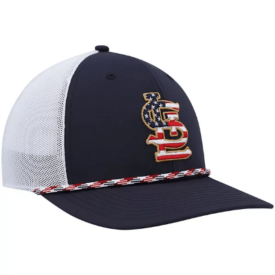 Men's '47 Navy/White St. Louis Cardinals Flag Fill Trucker Snapback Hat front view