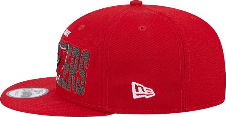 Men's Tampa Bay Buccaneers New Era Red 2023 NFL Draft 9FIFTY Snapback Adjustable Hat detail view