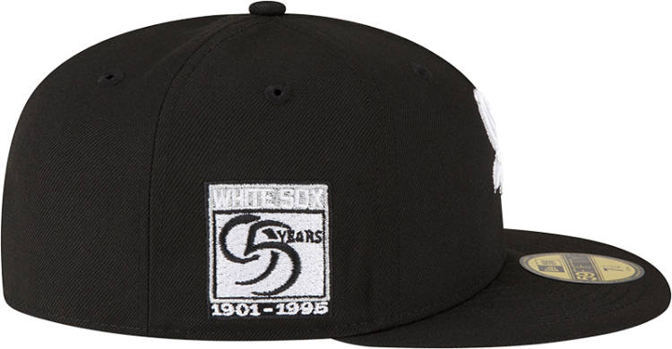 Picture of Chicago White Sox METALLIC LOGO SIDE-PATCH Black Fitted Hat by New Era