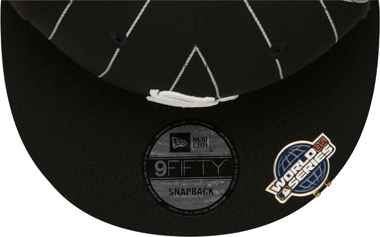 Picture of Men's Chicago White Sox New Era Black World Series Clip Pinstripe 9FIFTY Snapback Hat