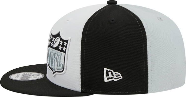 Men's Las Vegas Raiders New Era Black/Gray/White 2023 Sideline 9FIFTY Snapback Hat detail view
