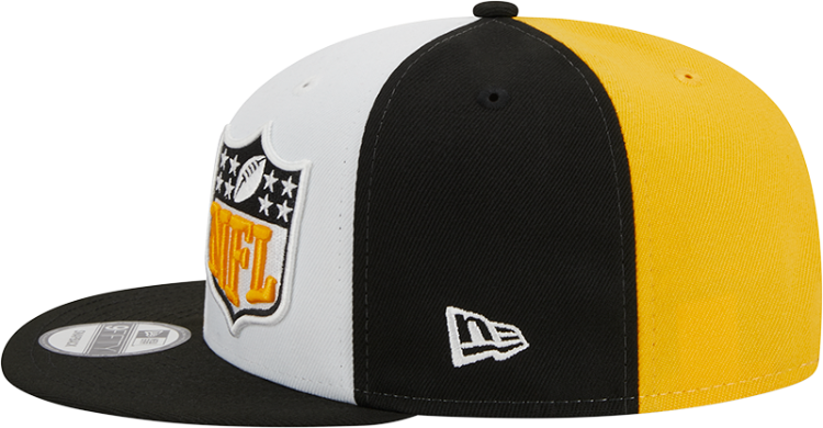 Youth Pittsburgh Steelers New Era 2023 Sideline 9FIFTY Snapback Hat detail view