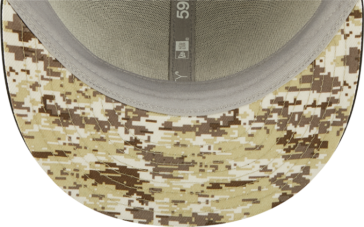 Las Vegas Raiders New Era 2022 Salute To Service Low Profile 59FIFTY Fitted Hat - Black