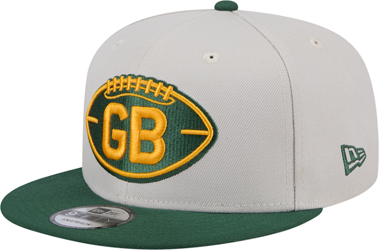 Green Bay Packers New Era 2024 Sideline Historic 59FIFTY Fitted Hat - Stone/Black front view