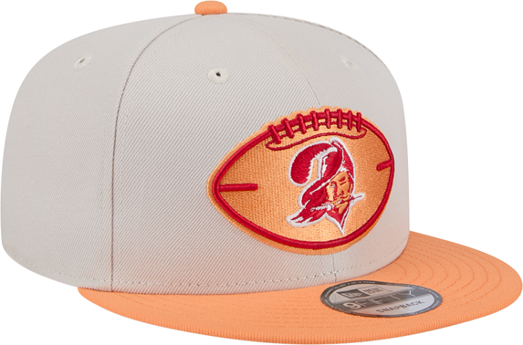 Tampa Bay Buccaneers New Era 2024 Sideline Historic 59FIFTY Fitted Hat - Stone/Black