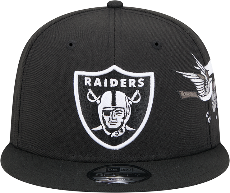 Men's Las Vegas Raiders New Era Black City Art 9FIFTY Snapback Hat back view