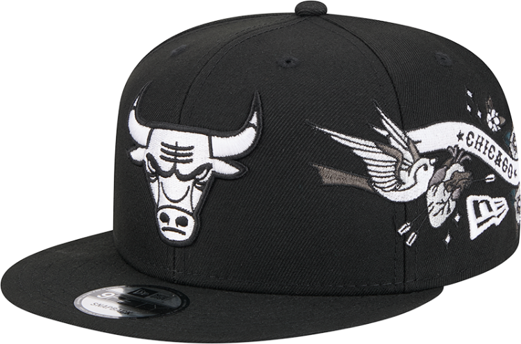 Men's Chicago Bulls New Era Black Injection City Art 9FIFTY Snapback Hat front view