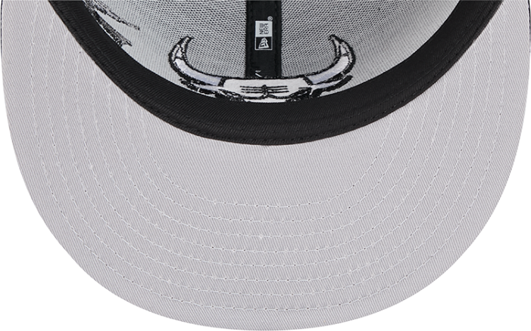 Men's Chicago Bulls New Era Black Injection City Art 9FIFTY Snapback Hat image 7