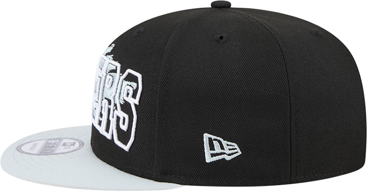 Men's New Era Las Vegas Raiders Splatter 950 Snapback Hat detail view