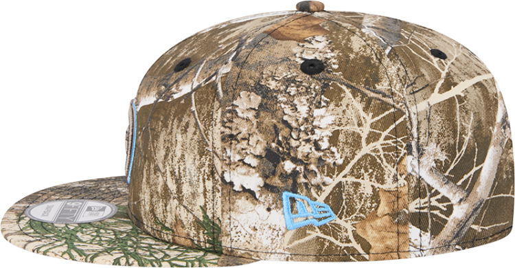 Men's New Era Realtree Camo Tennessee Titans Active 9FIFTY Snapback Hat detail view