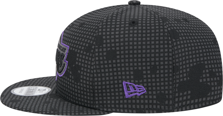 Los Angeles Lakers New Era Midnight Ink Pop Outline 9FIFTY Snapback Hat - Black detail view