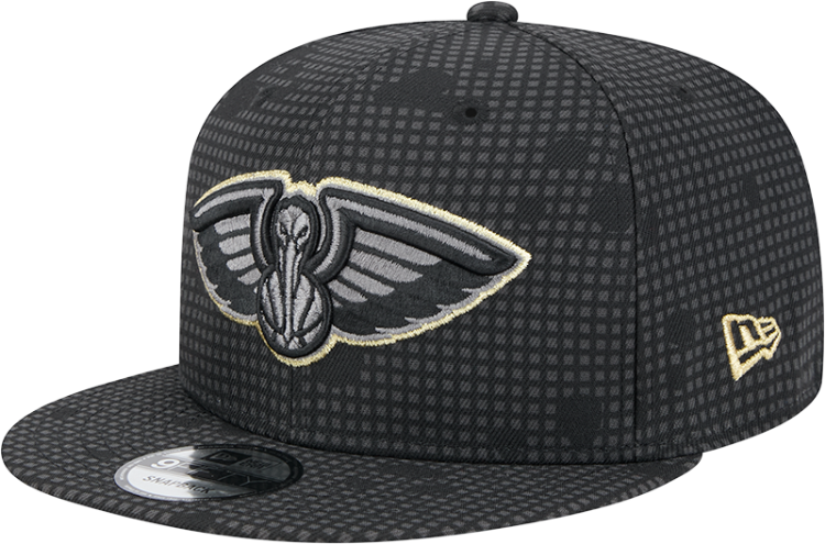 Men's New Orleans Pelicans New Era Black Midnight Ink Pop Outline 9FIFTY Snapback Hat front view