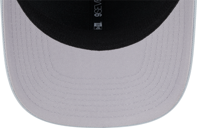 Picture of Las Vegas Raiders New Era 9SEVENTY Stretch-Snap Hat – Silver